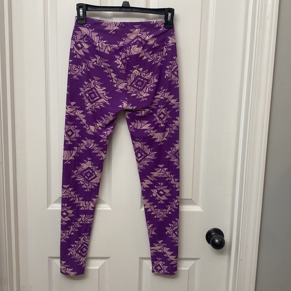 LULAROE Leggings Purple Aztec - Picture 2 of 4